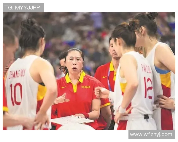 八一女篮迎战山西女篮决战赛场展现巾帼风采与竞技精神